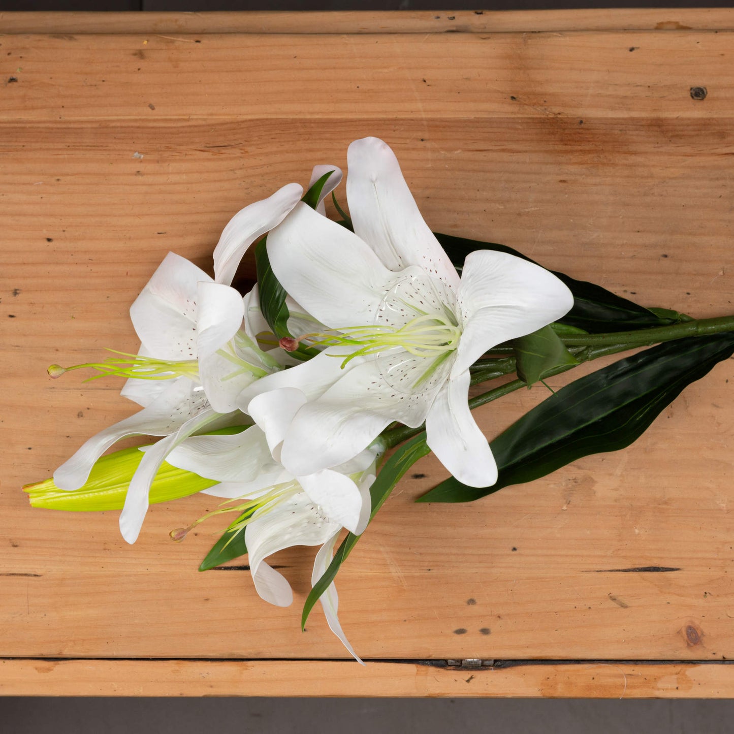 White Lily - Single Stem Flowers from the Quanta Home collection.