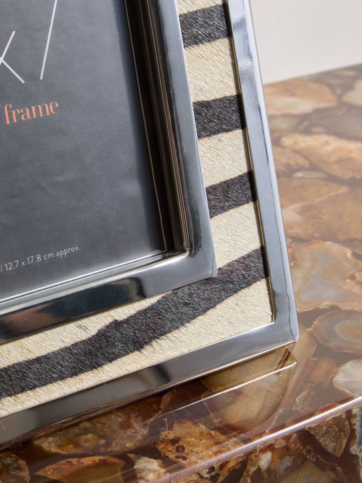 Chelsea Townhouse 5in x 7in Zebra Design Photo Frame