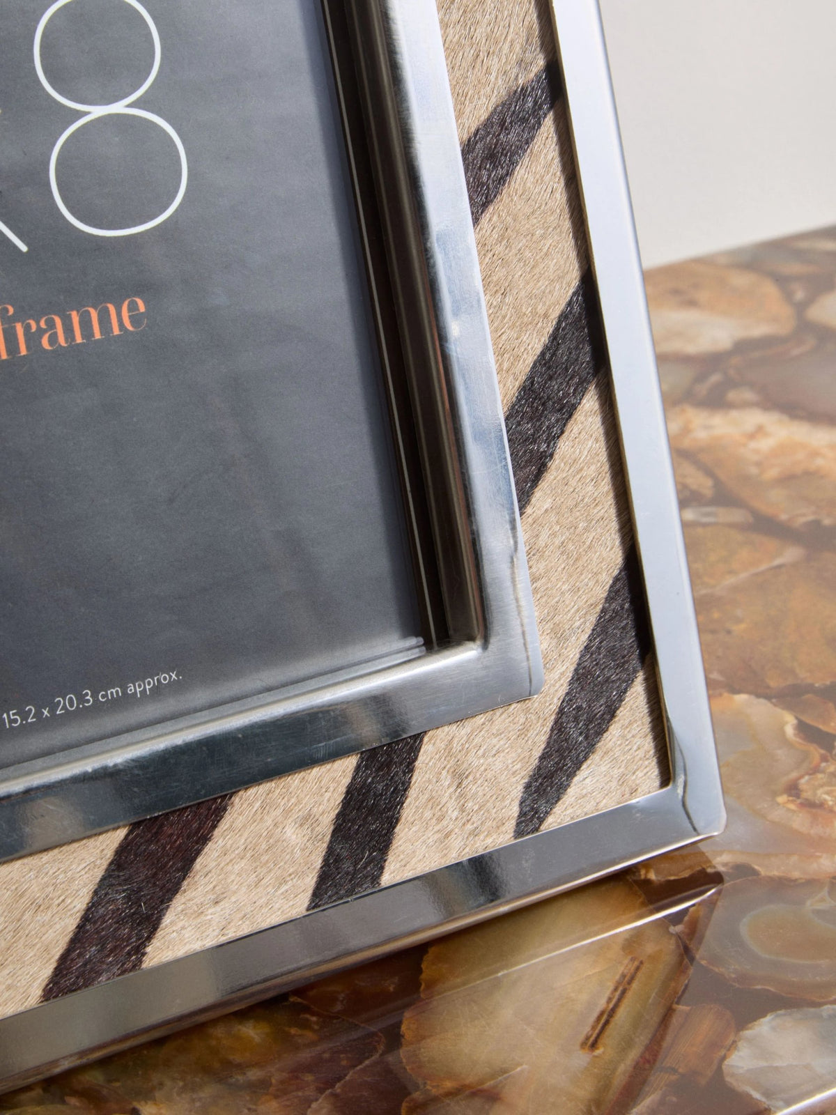 Chelsea Townhouse 6in x 8in Zebra Design Photo Frame