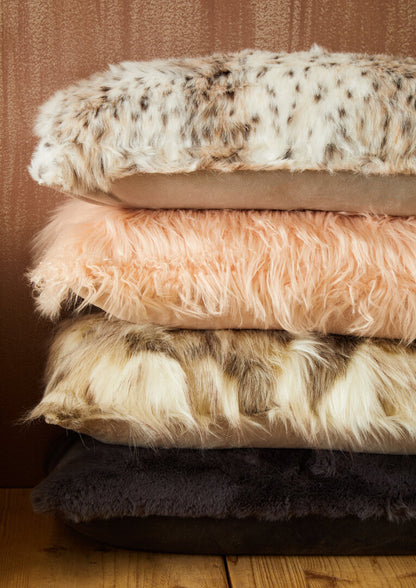 Folia Natural Rectangular Fur Cushion
