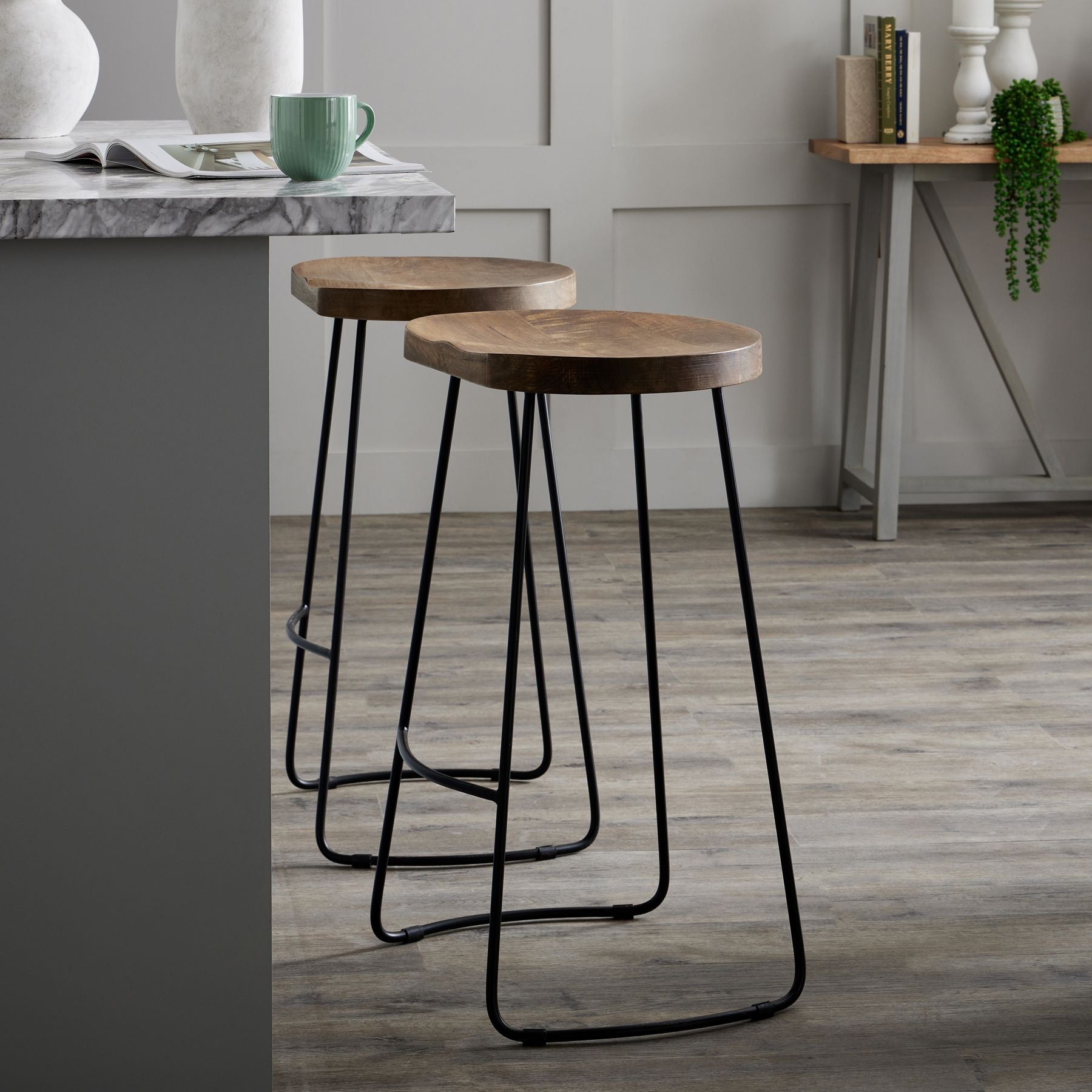 Franklin Hardwood Shaped Bar Stool - Settee from the Quanta Home collection.
