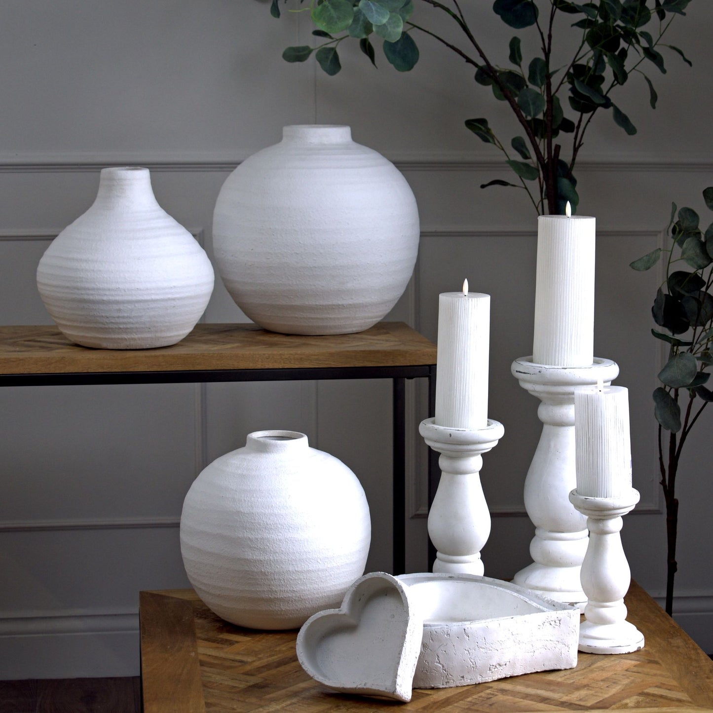 Set Of Three Large Matt White Ceramic Dishes - Ornaments from the Quanta Home collection.