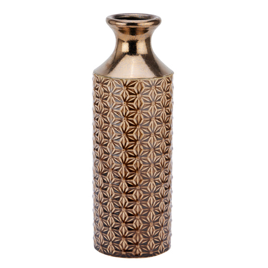 Caramel fluted vase with a sculptural shape and rhythmic grooves, blending classical charm and modern elegance.