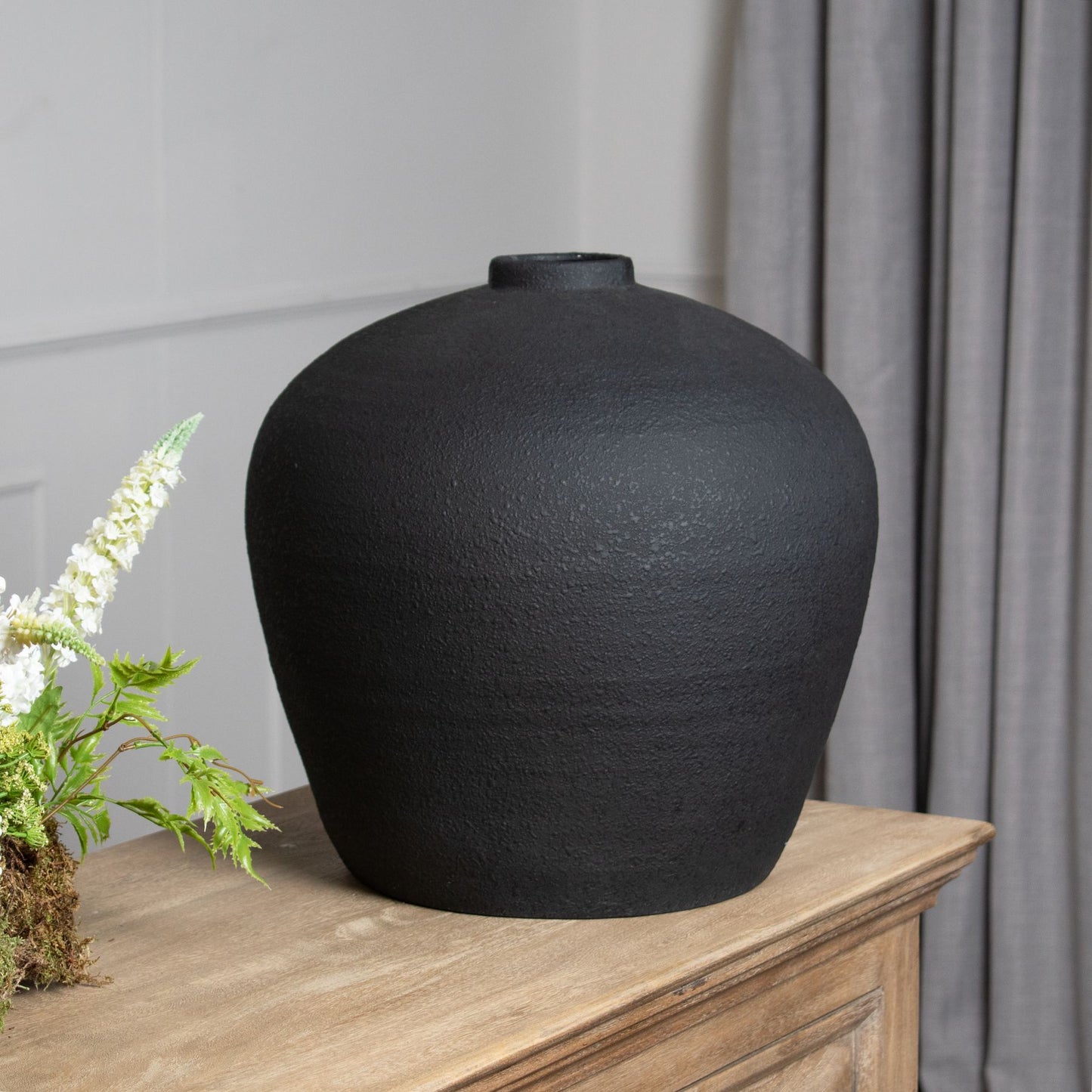 Matt Black Astral Vase - Vases from the Quanta Home collection.