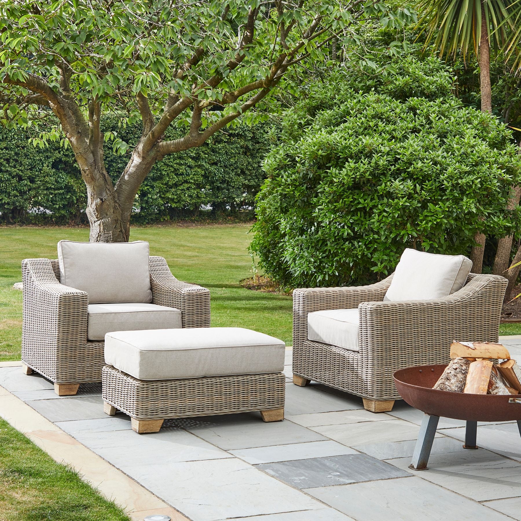 Capri Collection Outdoor Foot Stool - Outdoor Furniture from the Quanta Home collection.