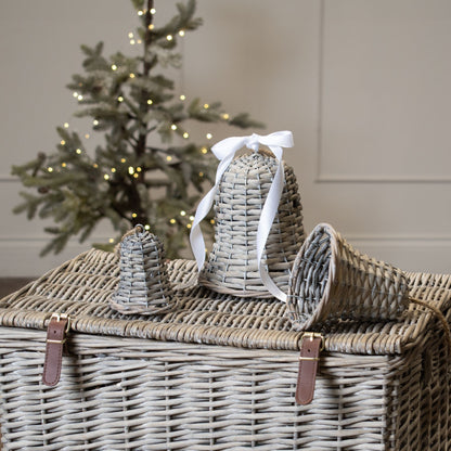 The Noel Collection Small Wicker Bell Decoration - Christmas Decorations from the Quanta Home collection.