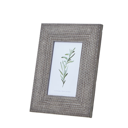 Woven Photo Frame 4X6 - Photo Frames from the Quanta Home collection.