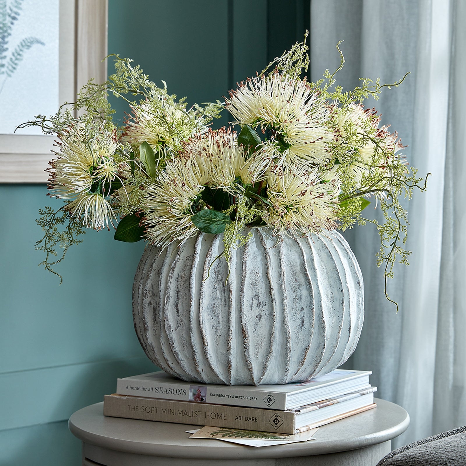 Lorenzo Rotund Fin Vase - Vases from the Quanta Home collection.