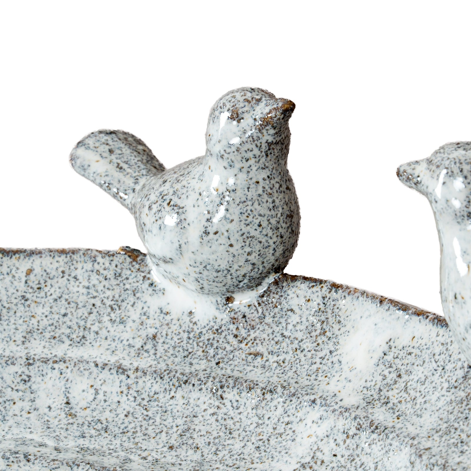 Eira Bird Bath - Outdoors from the Quanta Home collection.