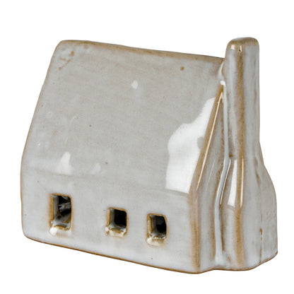 Nook Ceramic Barn With LED Light - 1.6000