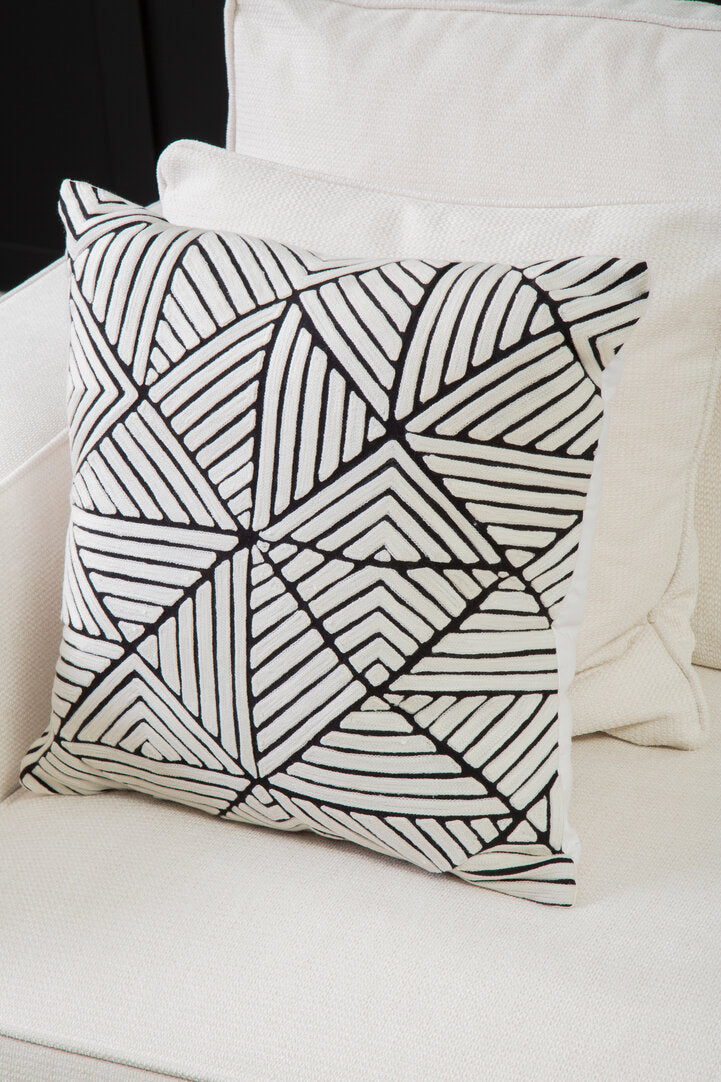 Zola Diamond Design Cushion
