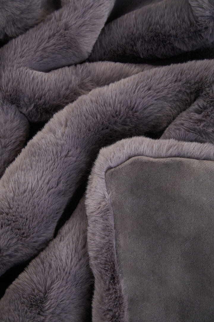 Folia Grey Fur Throw
