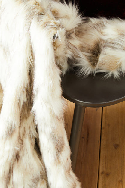 Folia Natural Fur Throw