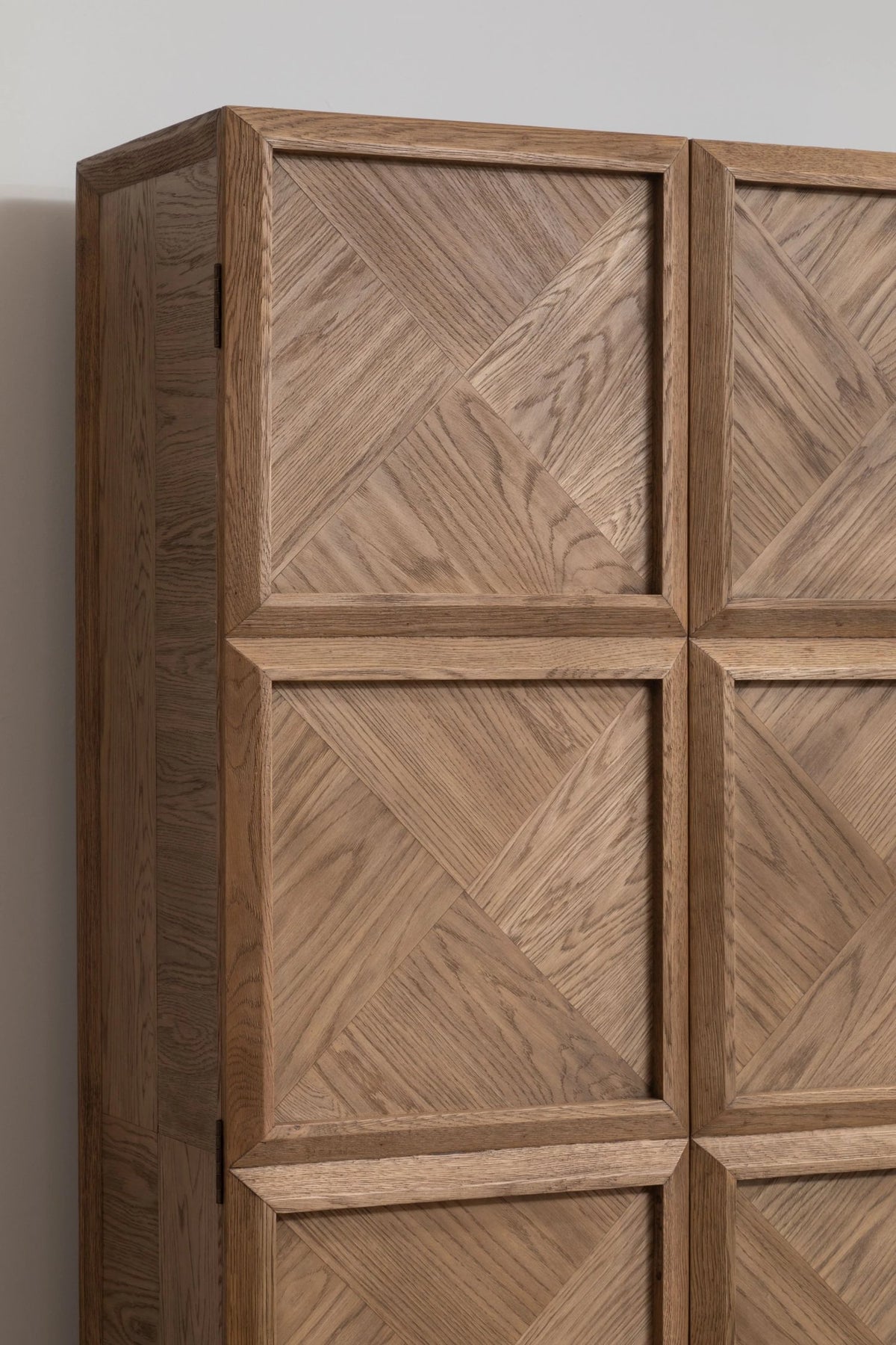 Cest Natural Oak Wood Tall Cabinet