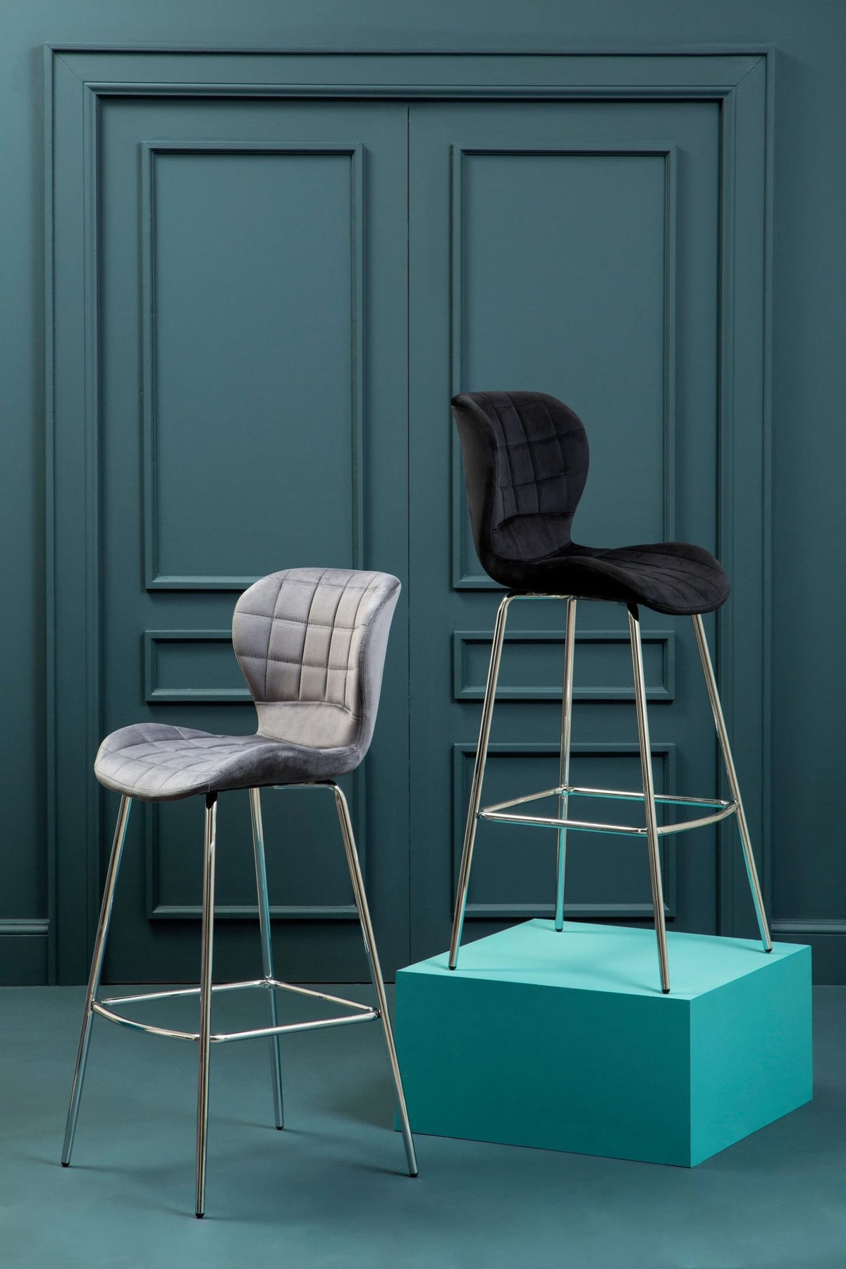 Warwick Grey Velvet Bar Chair