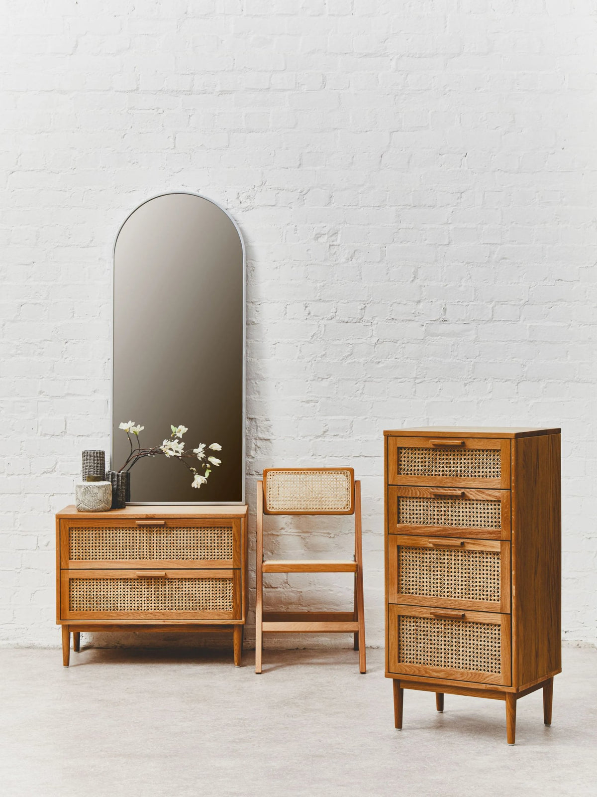 Bordeaux Rattan and Oak Wood Chest of Four Drawers