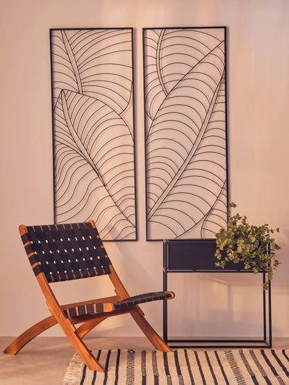 Alpine Small Black Metal Frame Leaf Design Wall Art