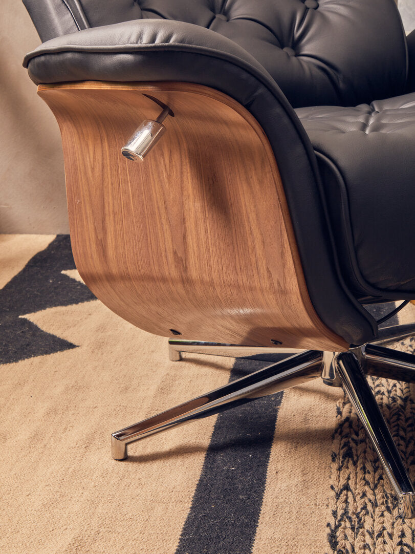 Cheshire Ivory Leather Effect Recliner And FootstoolWarrington Black Leather Effect Recliner And Footstool