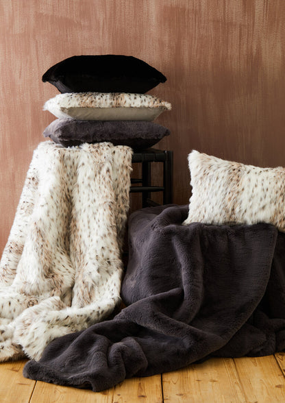 Folia Grey Fur Throw