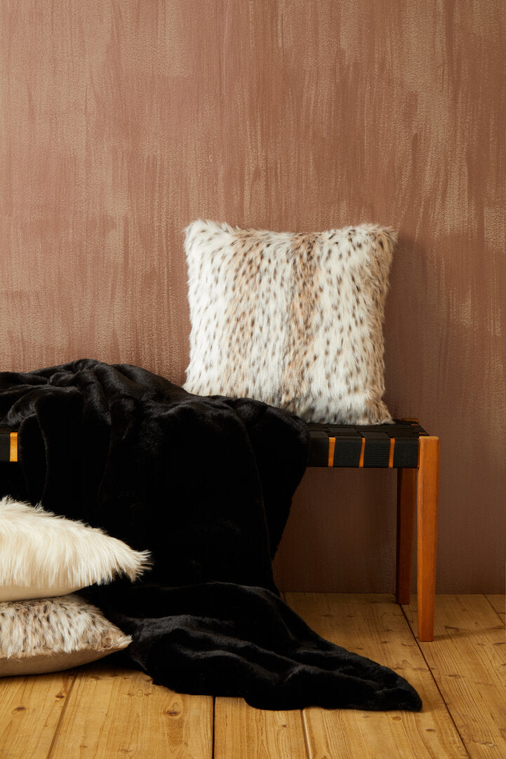Folia Black Fur Throw