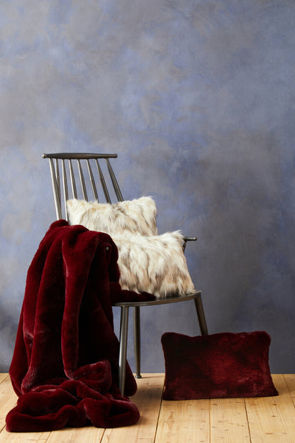 Folia Natural Rectangular Fur Cushion