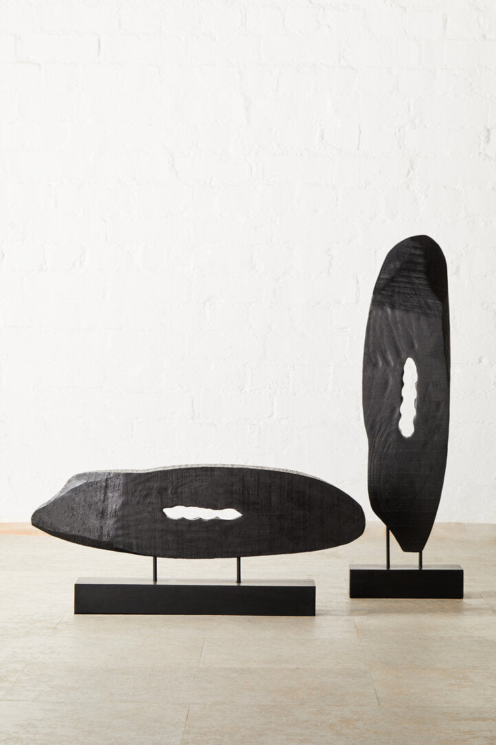 Vanguard Rustic Black Vertical Mango Wood Slice Sculpture