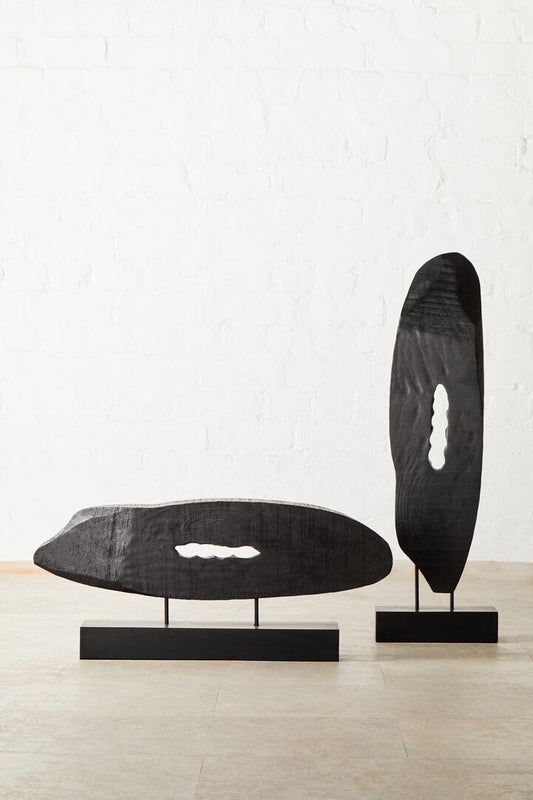 Vanguard Rustic Black Vertical Mango Wood Slice Sculpture