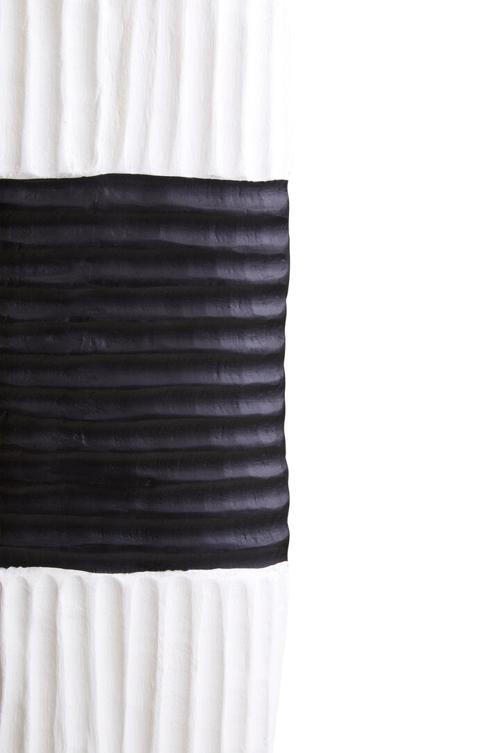 Vanguard Black and White Mango Wood Oblong Sculpture