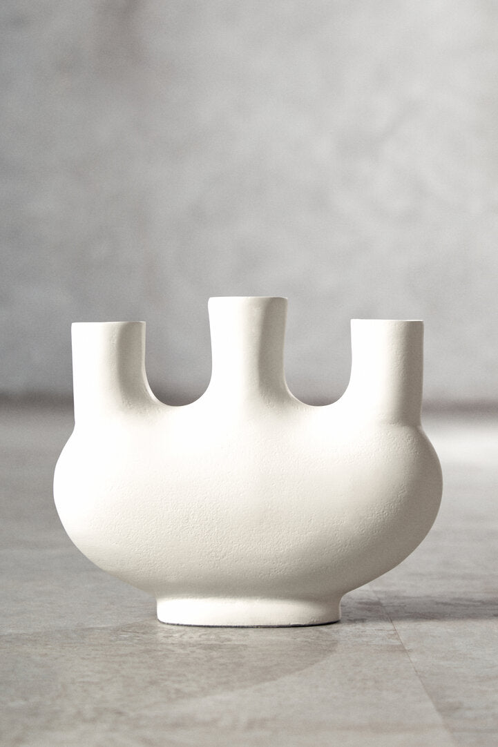 Forma Small Cream Vase
