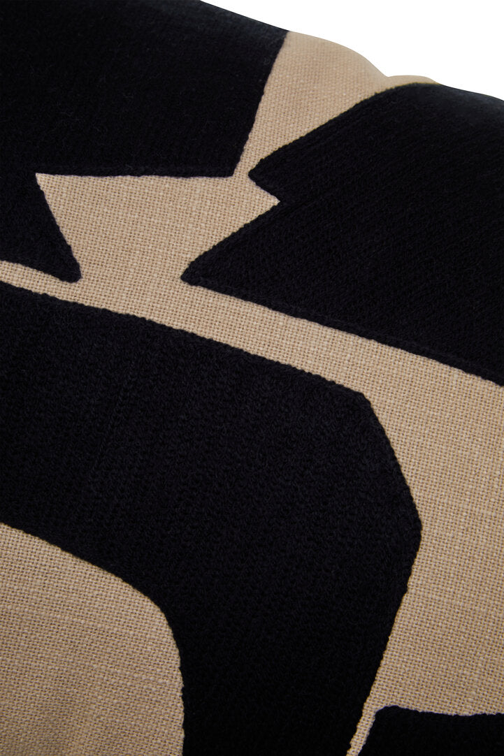 Zola Natural And Black Cushion