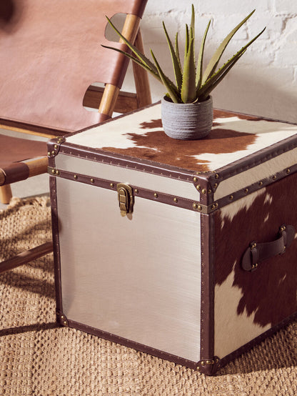 Chelsea Townhouse Brown And White Genuine Cowhide Storage Trunk Set