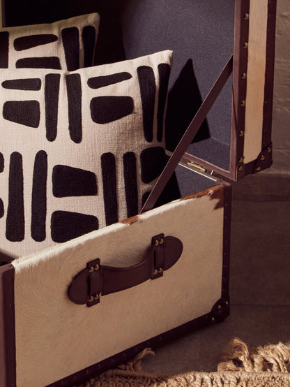 Chelsea Townhouse Brown And White Genuine Cowhide Storage Trunk
