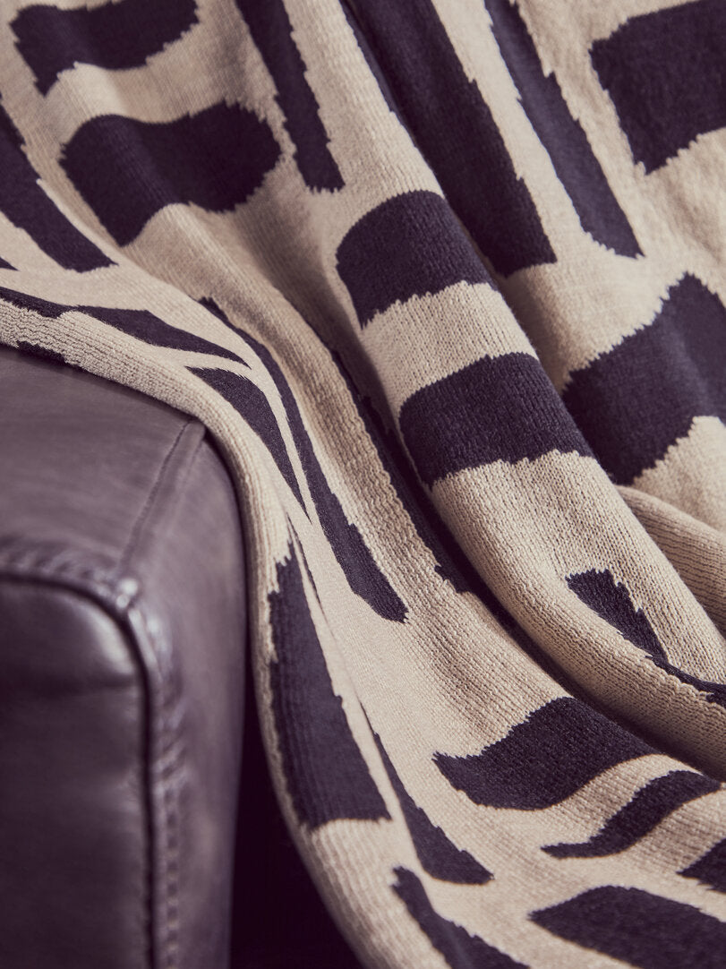 Zola Natural And Black Throw