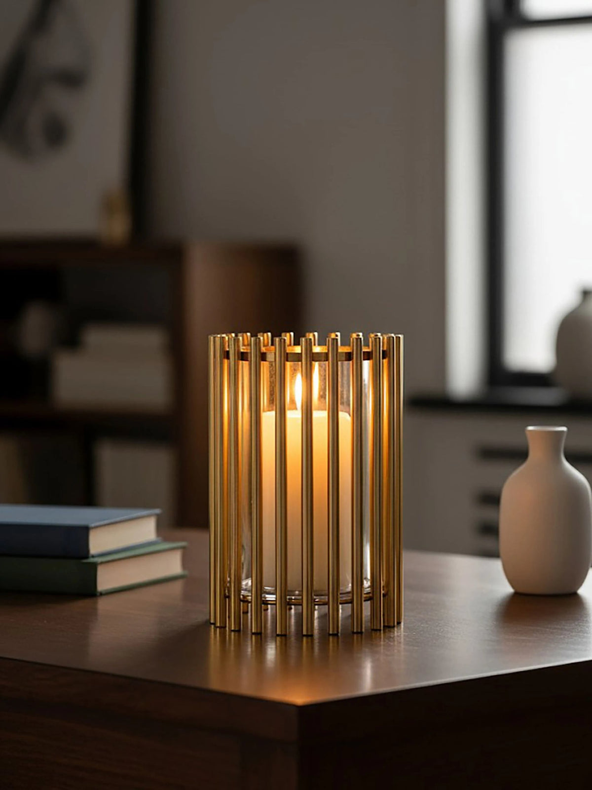 Candela Medium Candle Holder