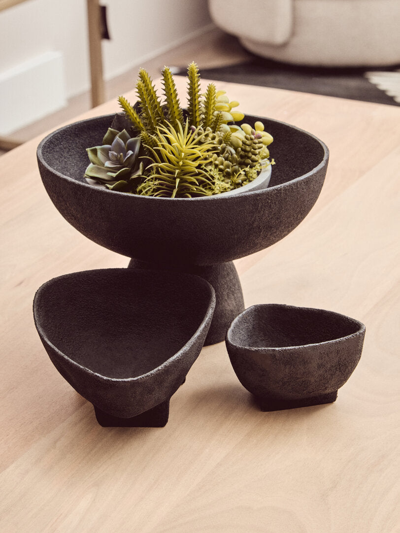 Silhouette Large Textured Black Pedestal Bowl