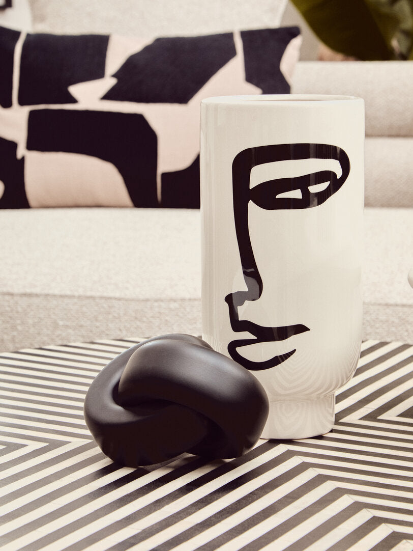 Zola Natural And Black Cushion