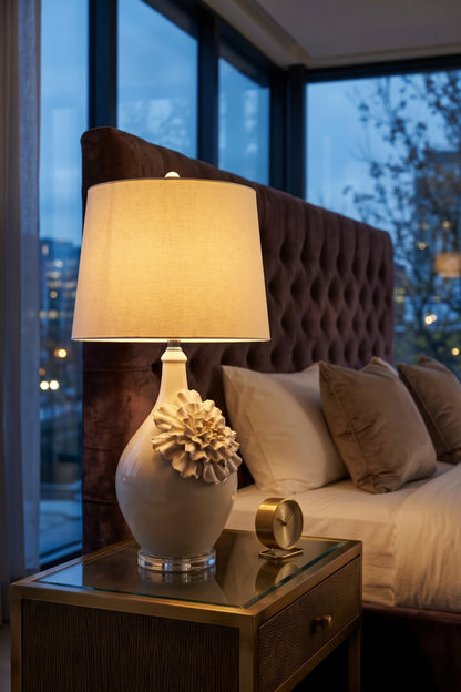 Nelumbo Table Lamp